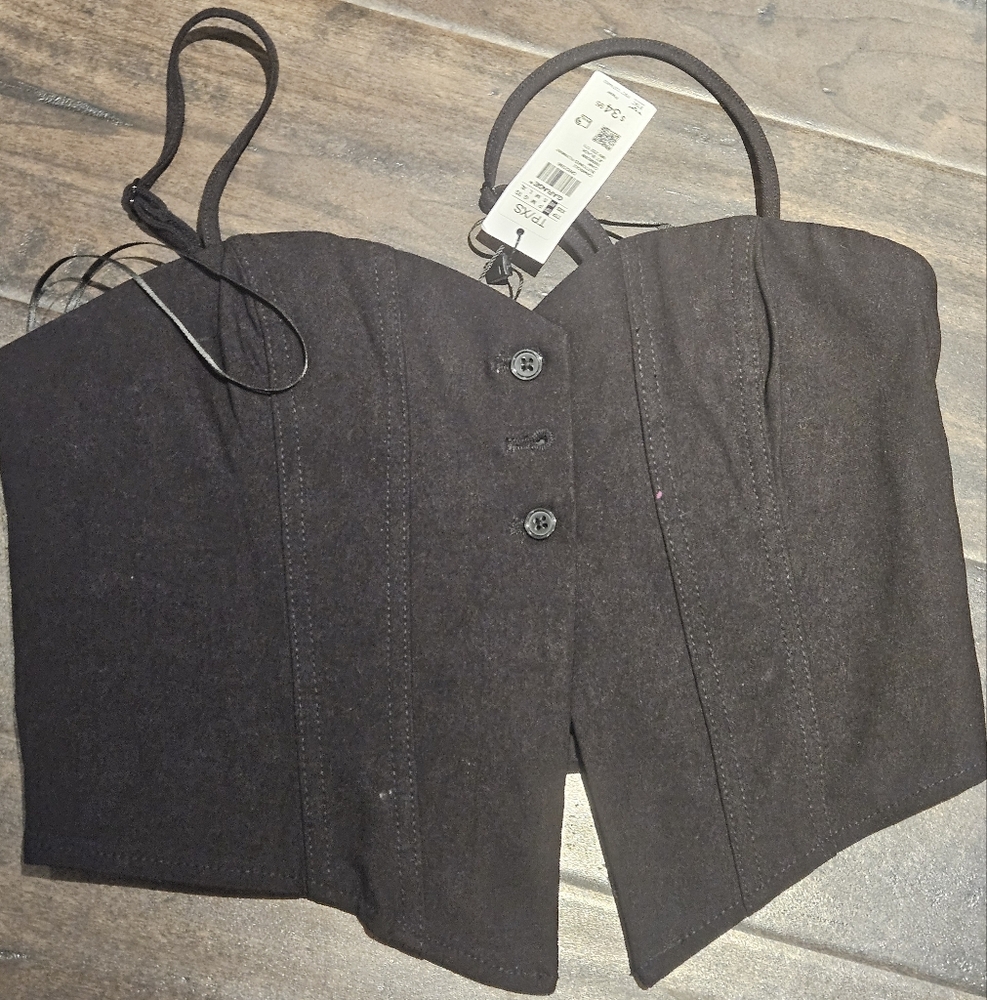 Garage Black Button Top